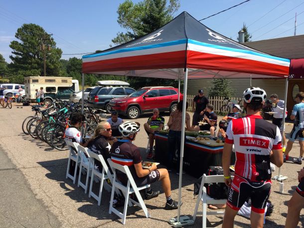 Cognoscenti Day 3 Lunch Stop on Lookout Mountain