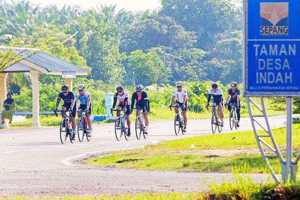 BCG Tour Kajang - Melaka - Kajang Day 1 Sepang