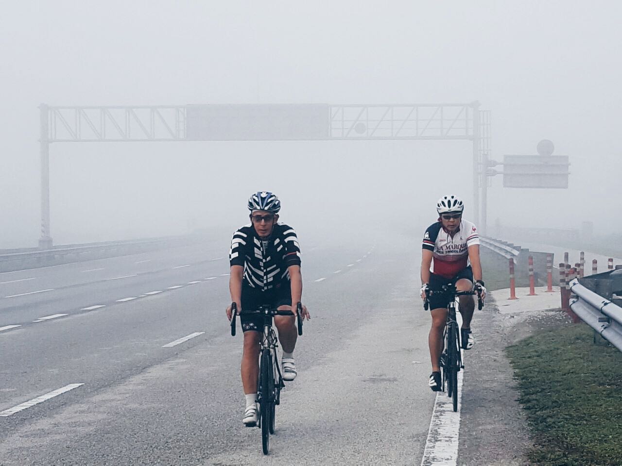 Big Box out of the mist Mark