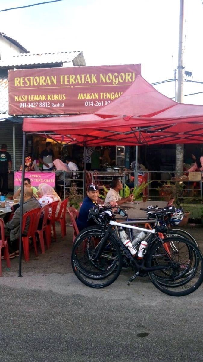 food-hunt-nasi-lemak-leslie