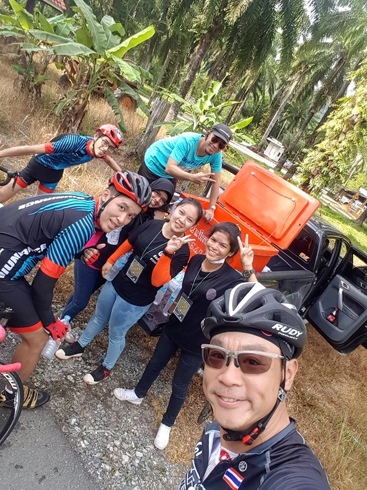 s-thailand-tour-2-sicr-50-km-water-stop-leslie