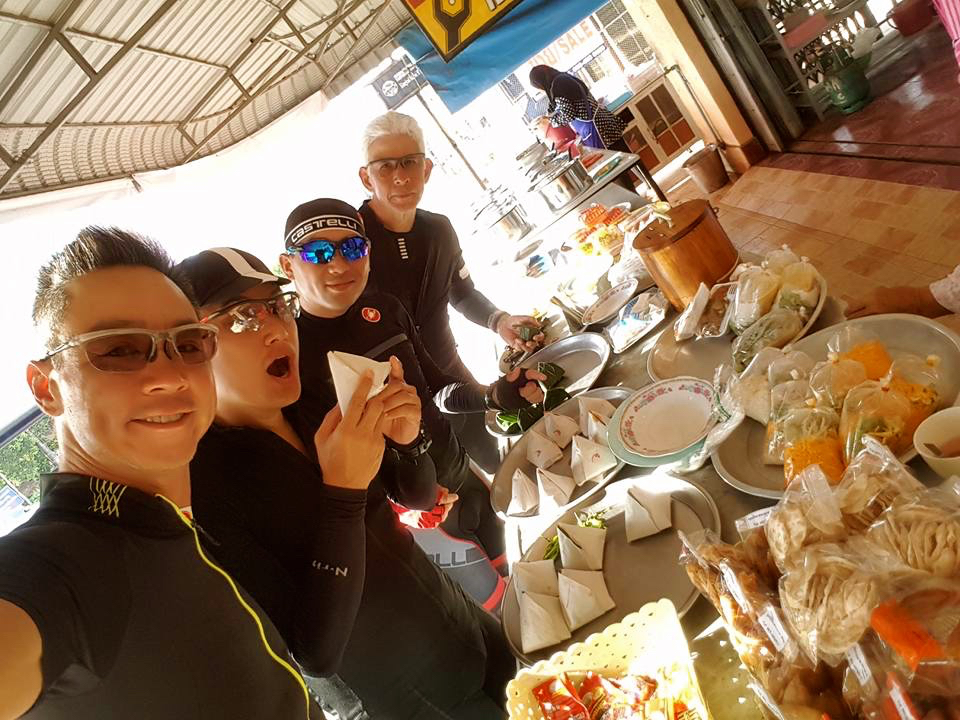 s-thailand-tour-3-breakfast-1-leslie