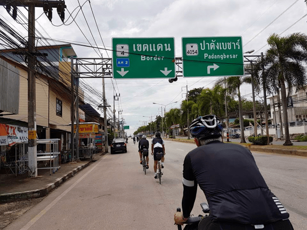 s-thailand-tour-4-turn-to-padang-besar-leslie