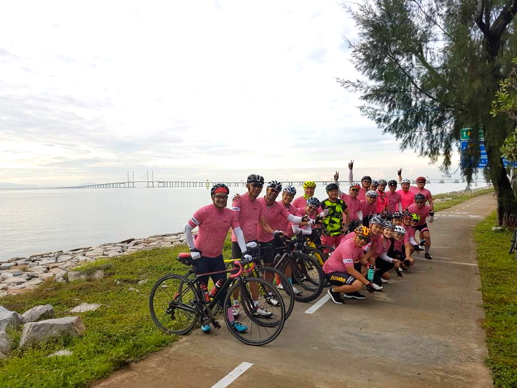 Sunday AM Penang Bridge Leslie Tong