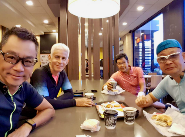 Day 3 Breakfast Leslie