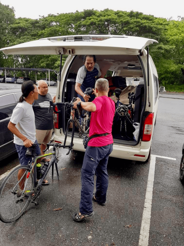 Day 4 Loading the Van Lee Heng Keng
