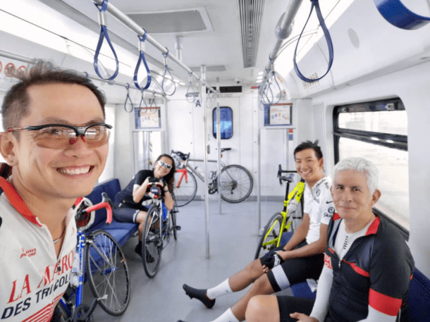 3FBDA2E5-AEA8-49F9-B028-B9439F698B05