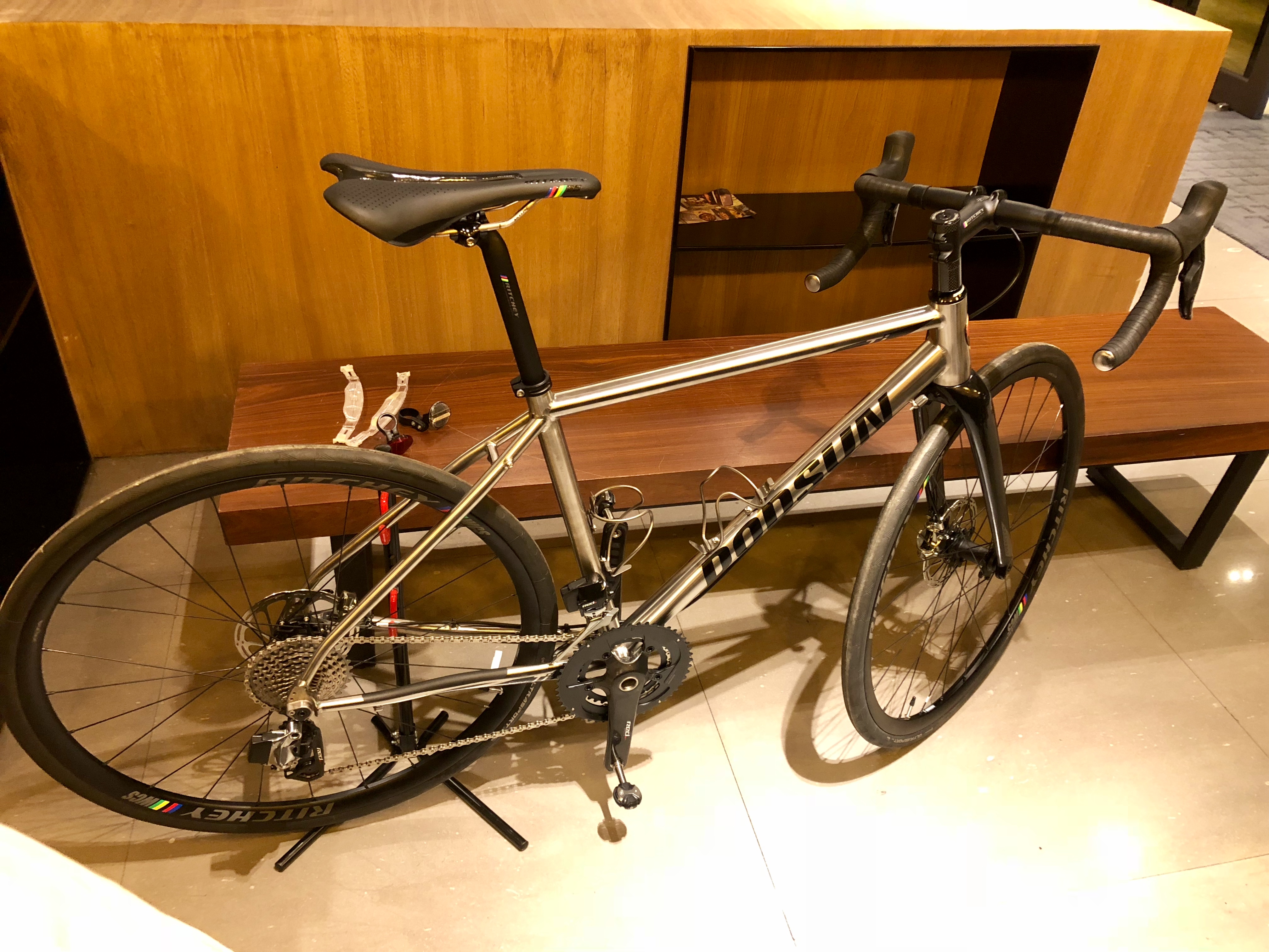 42D164B8-06D9-4E28-86ED-DA3393EB2722