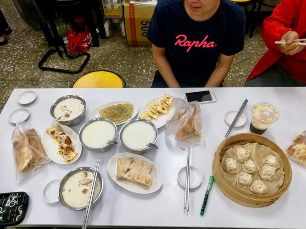 AF6ED733-2130-4546-9E86-3C03C4249719