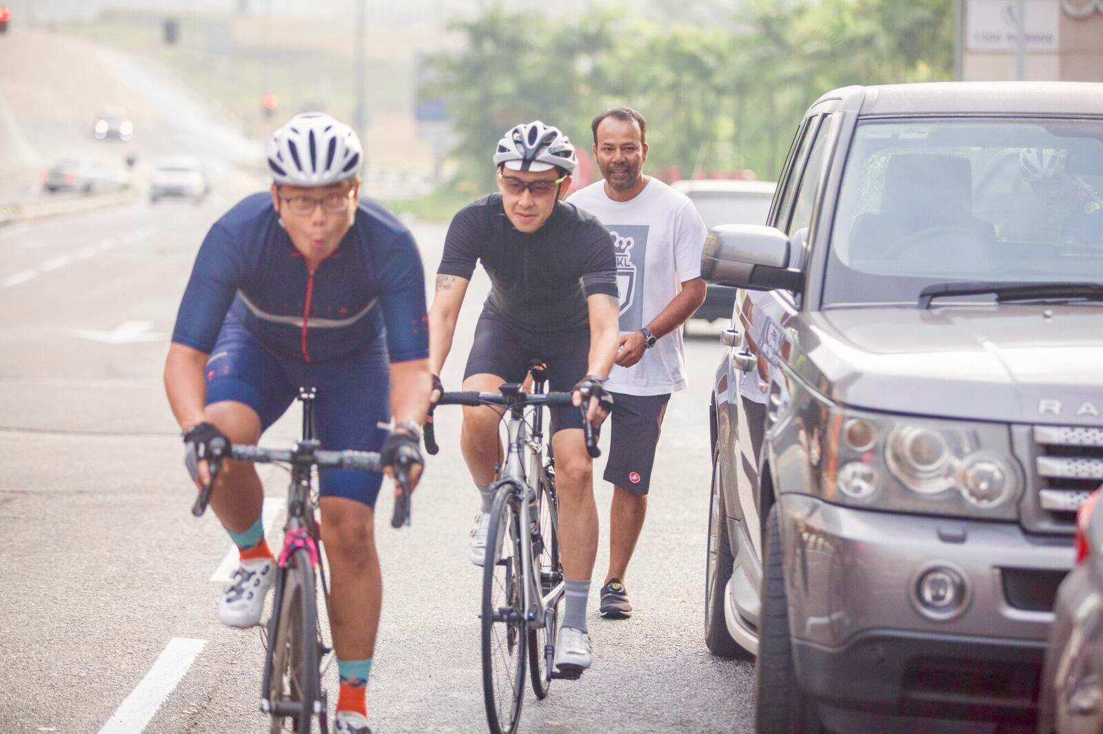 72 Movember Support Vehicle 1 JS