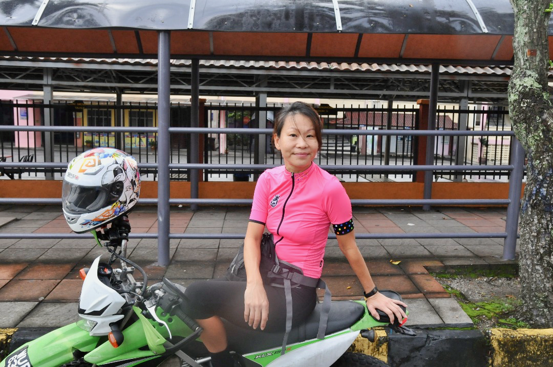 73 Movember Annie Motorbike JS